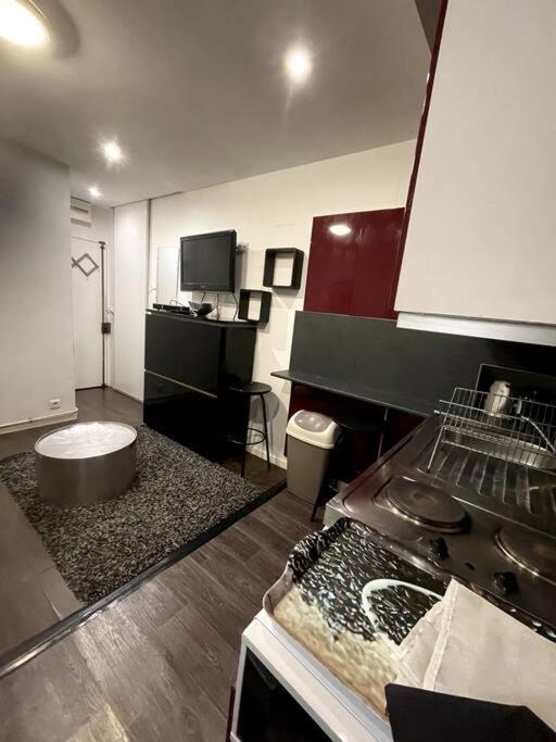 Magnifique Studio Champs-Elysee Apartment Paris Exterior photo